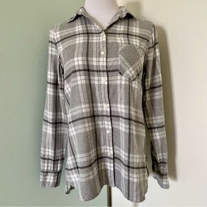 Old Navy Women’s Gray Button Down Flannel Size S